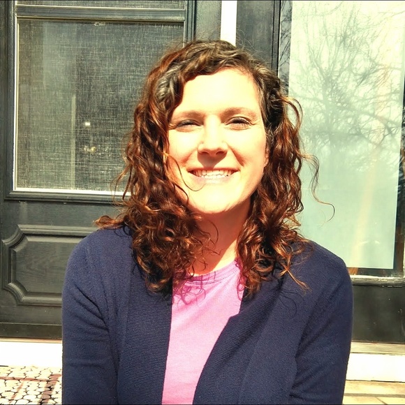 Meet your Posher, Jessica - Picture 1 of 1